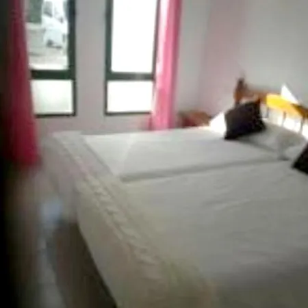 With One Bedroom In With Shared Pool And Wifi * كوستا تاغيسي